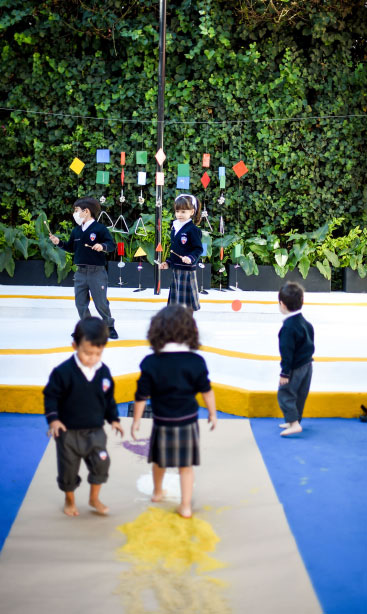 Instituto Simón Bolívar | Proyecto Educativo | Kínder | Primaria | Secundaria | Preparatoria